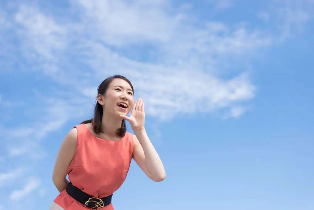 声の明るさを意識しましょう